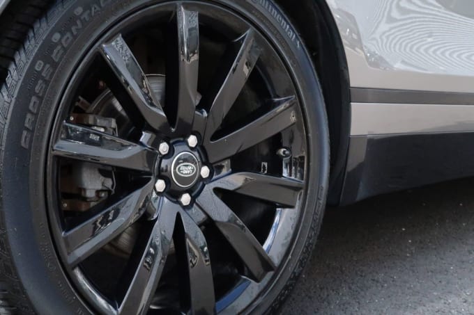 2025 Land Rover Range Rover Velar