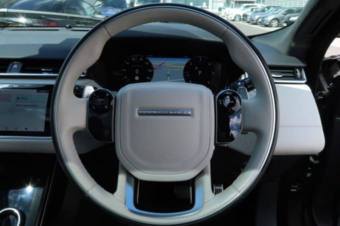 2025 Land Rover Range Rover Velar