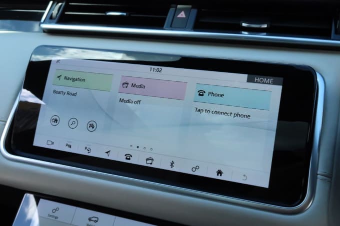 2025 Land Rover Range Rover Velar