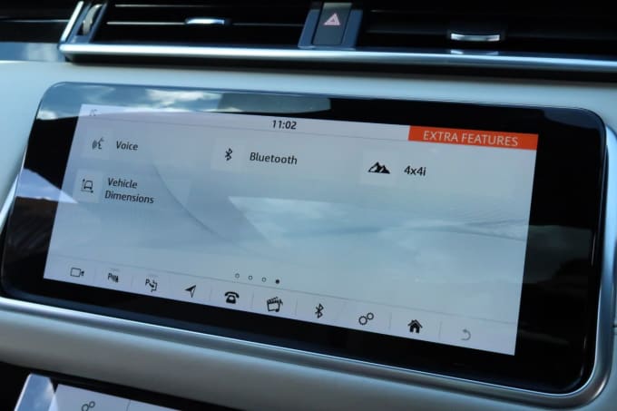 2025 Land Rover Range Rover Velar