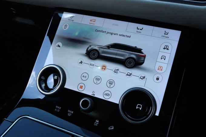 2025 Land Rover Range Rover Velar