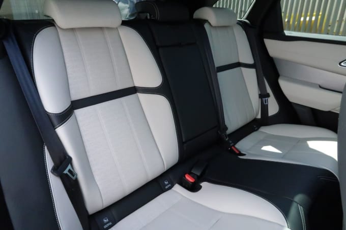 2025 Land Rover Range Rover Velar