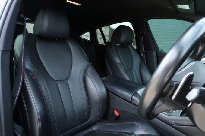 2025 BMW X6