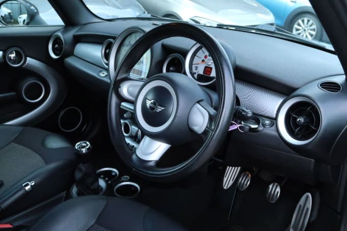 2025 Mini Convertible