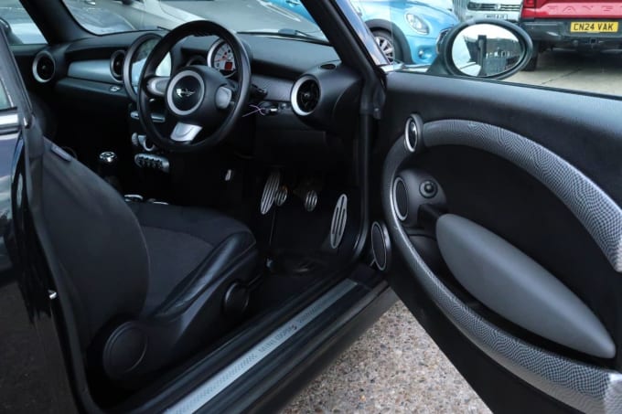 2025 Mini Convertible