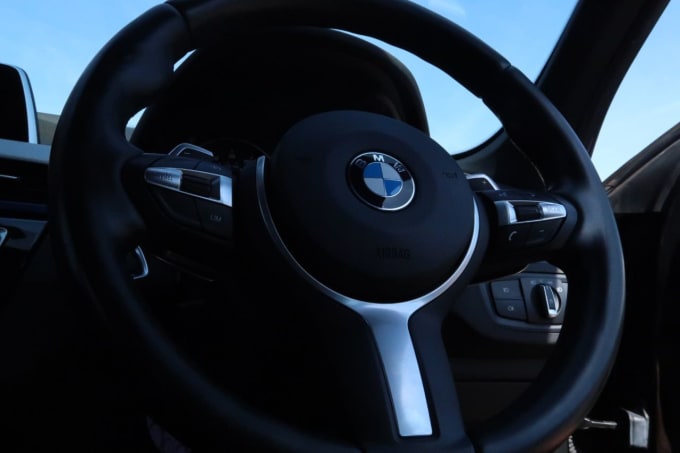 2025 BMW X1
