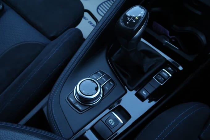 2025 BMW X1