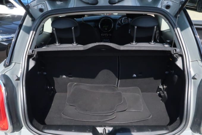 2025 Mini Hatch