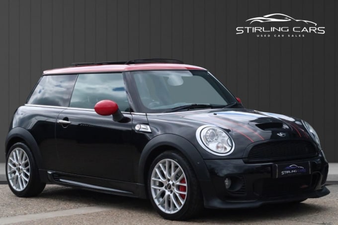 2025 Mini Hatch