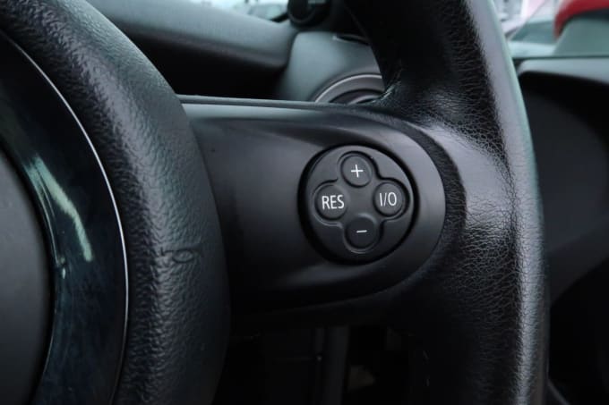 2025 Mini Hatch