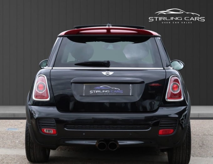 2025 Mini Hatch