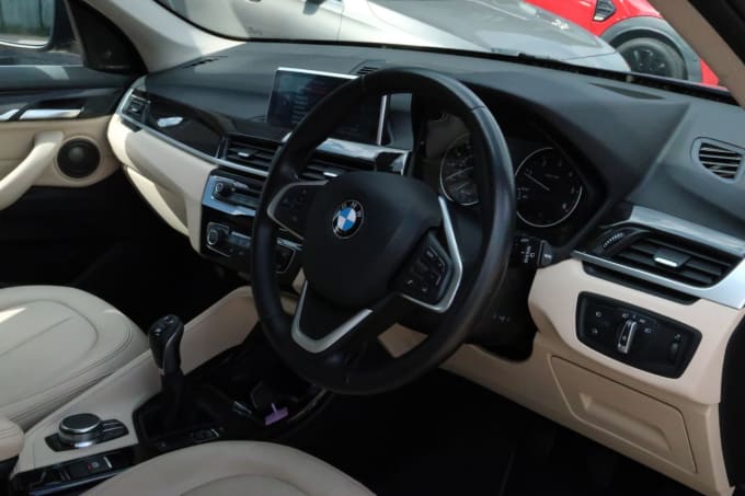 2025 BMW X1