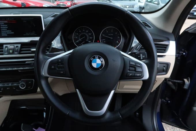 2025 BMW X1