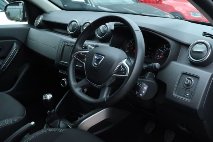 2025 Dacia Duster
