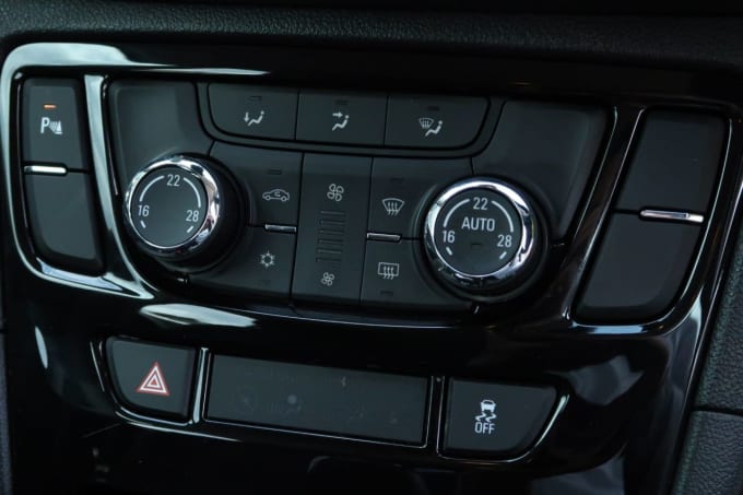 2025 Vauxhall Mokka X