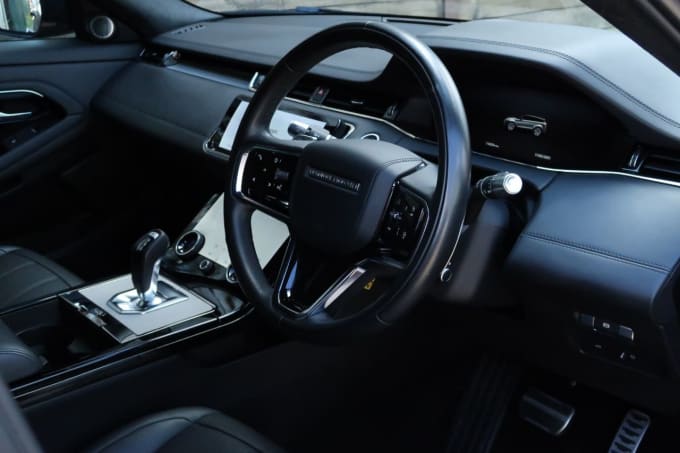 2025 Land Rover Range Rover Evoque