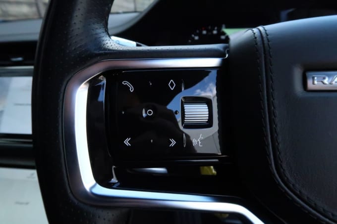 2025 Land Rover Range Rover Evoque