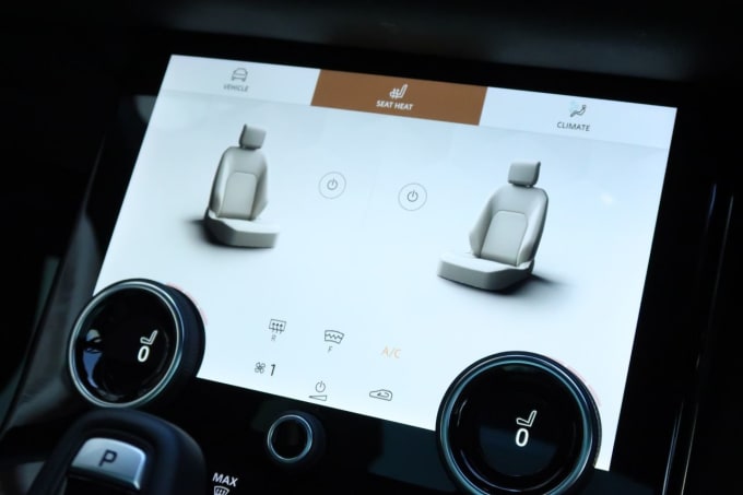 2025 Land Rover Range Rover Evoque