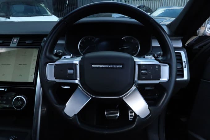 2025 Land Rover Discovery
