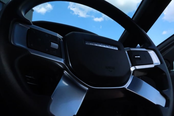 2025 Land Rover Discovery