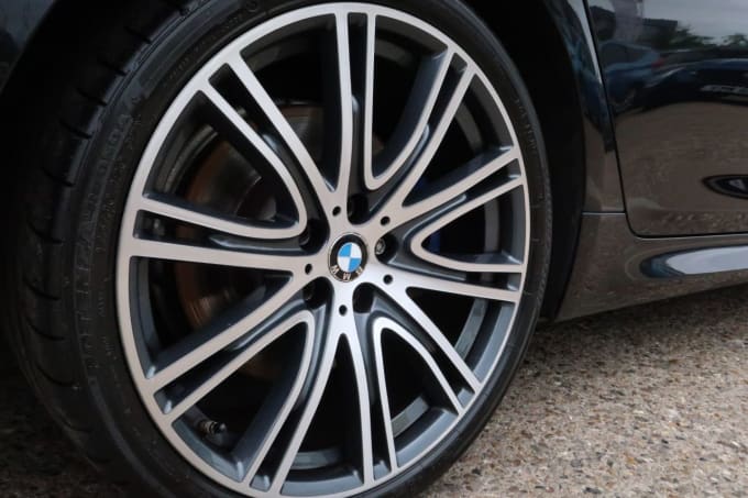 2025 BMW 5 Series