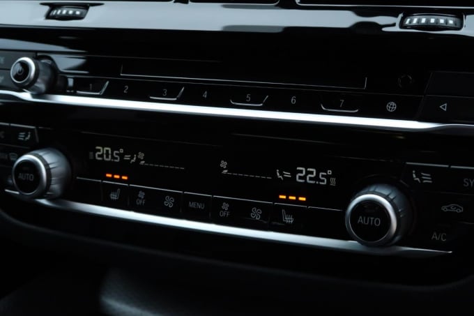 2025 BMW 5 Series
