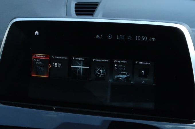 2025 BMW X1