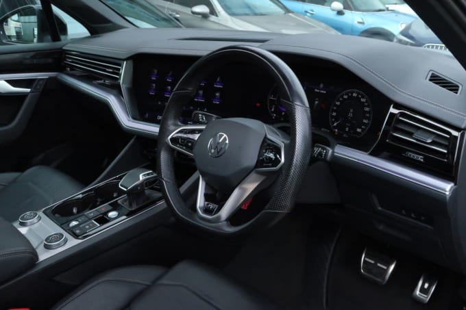 2025 Volkswagen Touareg