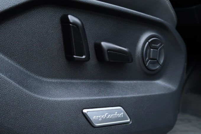 2025 Volkswagen Touareg