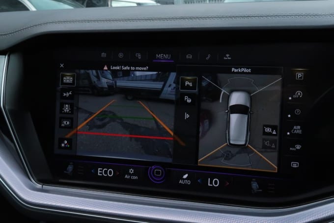 2025 Volkswagen Touareg