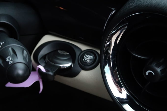 2025 Mini Hatch