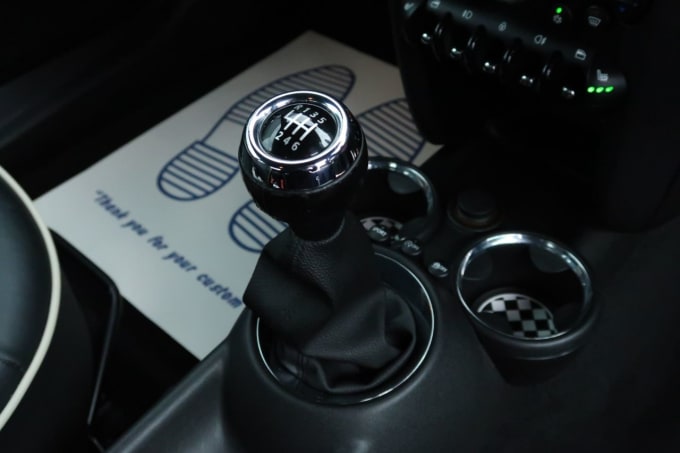 2025 Mini Hatch