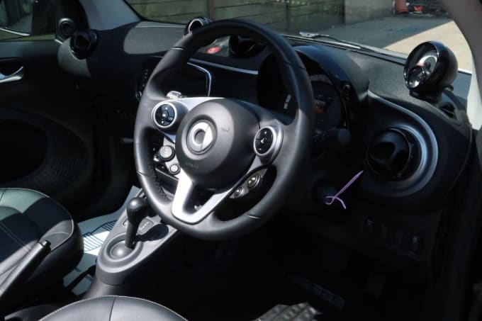 2025 Smart Fortwo