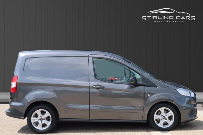 2025 Ford Transit Courier