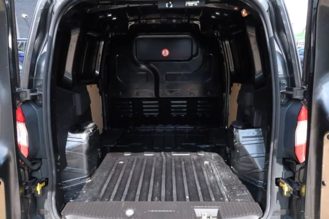 2025 Ford Transit Courier