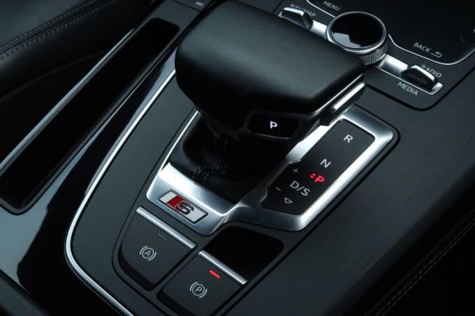 2025 Audi Sq5