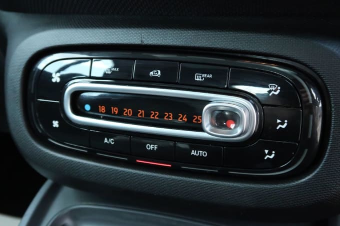 2025 Smart Fortwo
