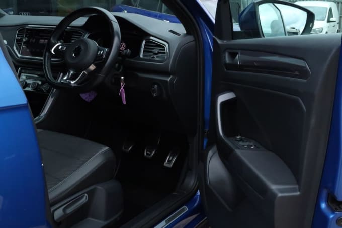 2025 Volkswagen T-roc
