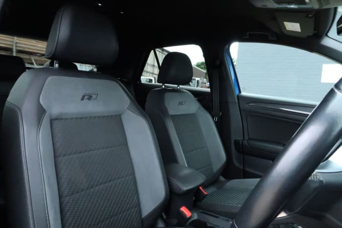2025 Volkswagen T-roc