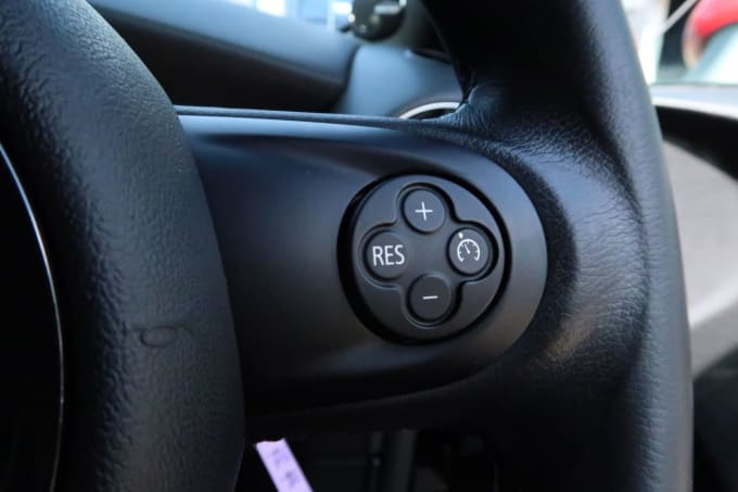 2025 Mini Hatch