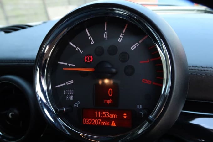 2025 Mini Hatch