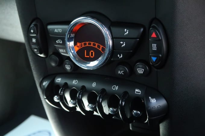 2025 Mini Hatch