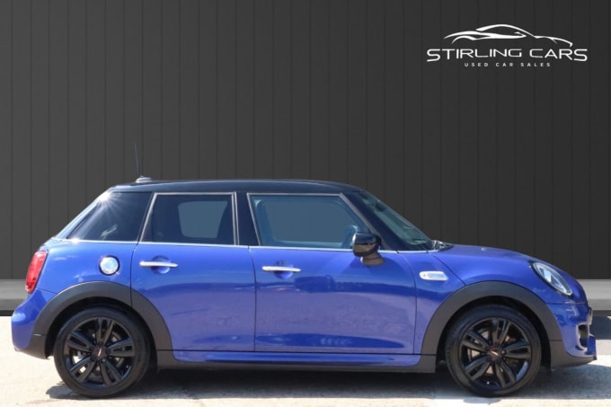 2025 Mini Hatch