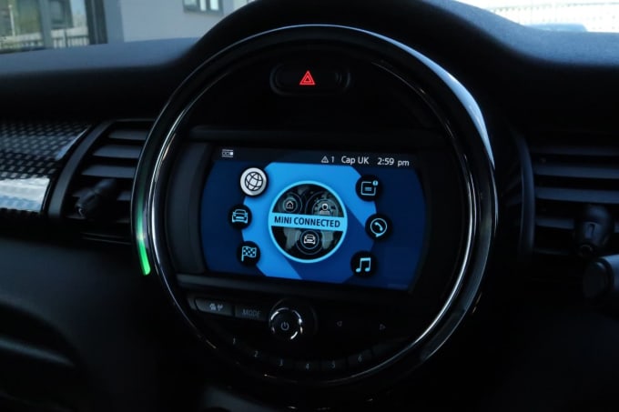 2025 Mini Hatch