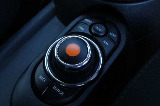 2025 Mini Hatch