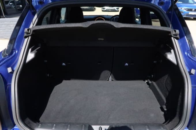 2025 Mini Hatch