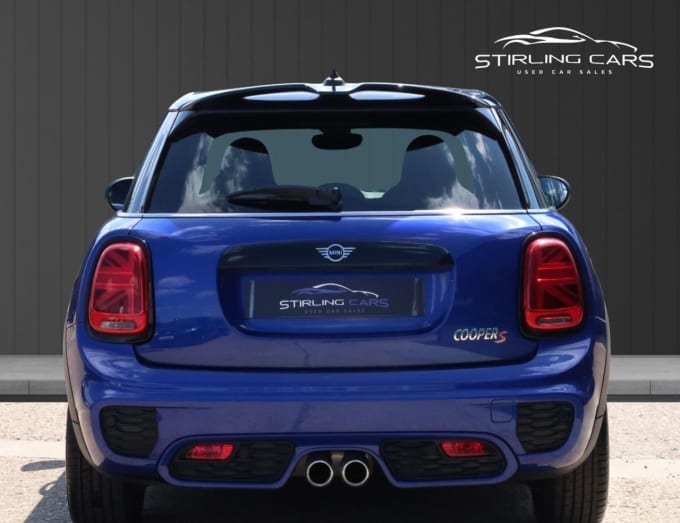 2025 Mini Hatch