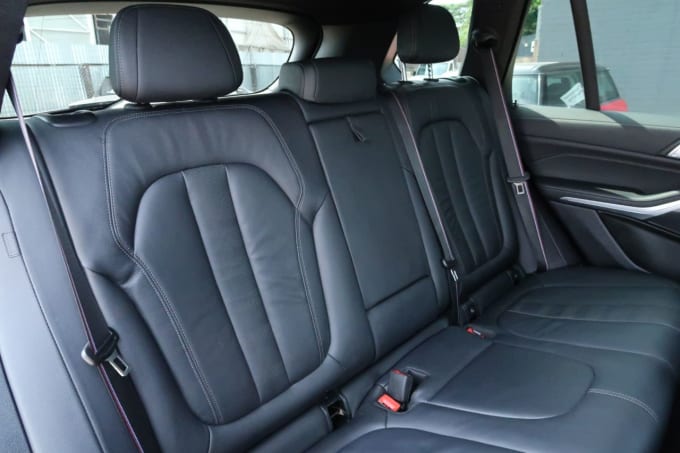 2025 BMW X5
