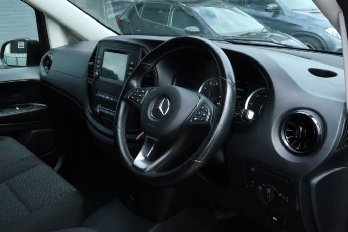 2025 Mercedes-benz Vito