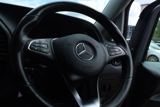 2025 Mercedes-benz Vito